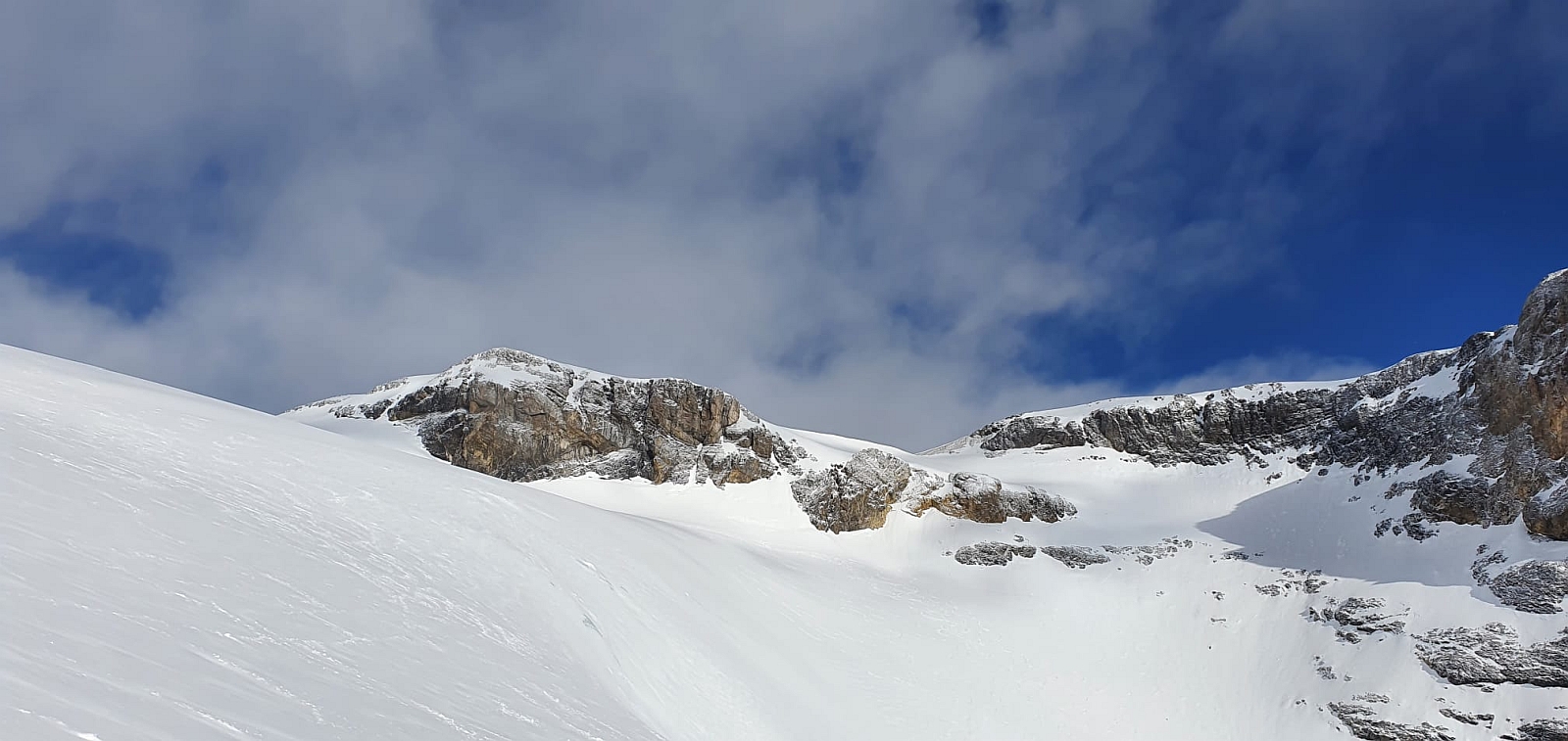 09_06. Mrz 21_G Skitouren Wildstrubel Laemmerenhuette (128).JPG